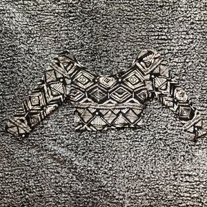 Long sleeve crop top